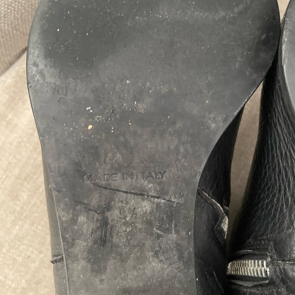 Everlane Black Pebbled Leather Boss Boot - Picture 11 of 11